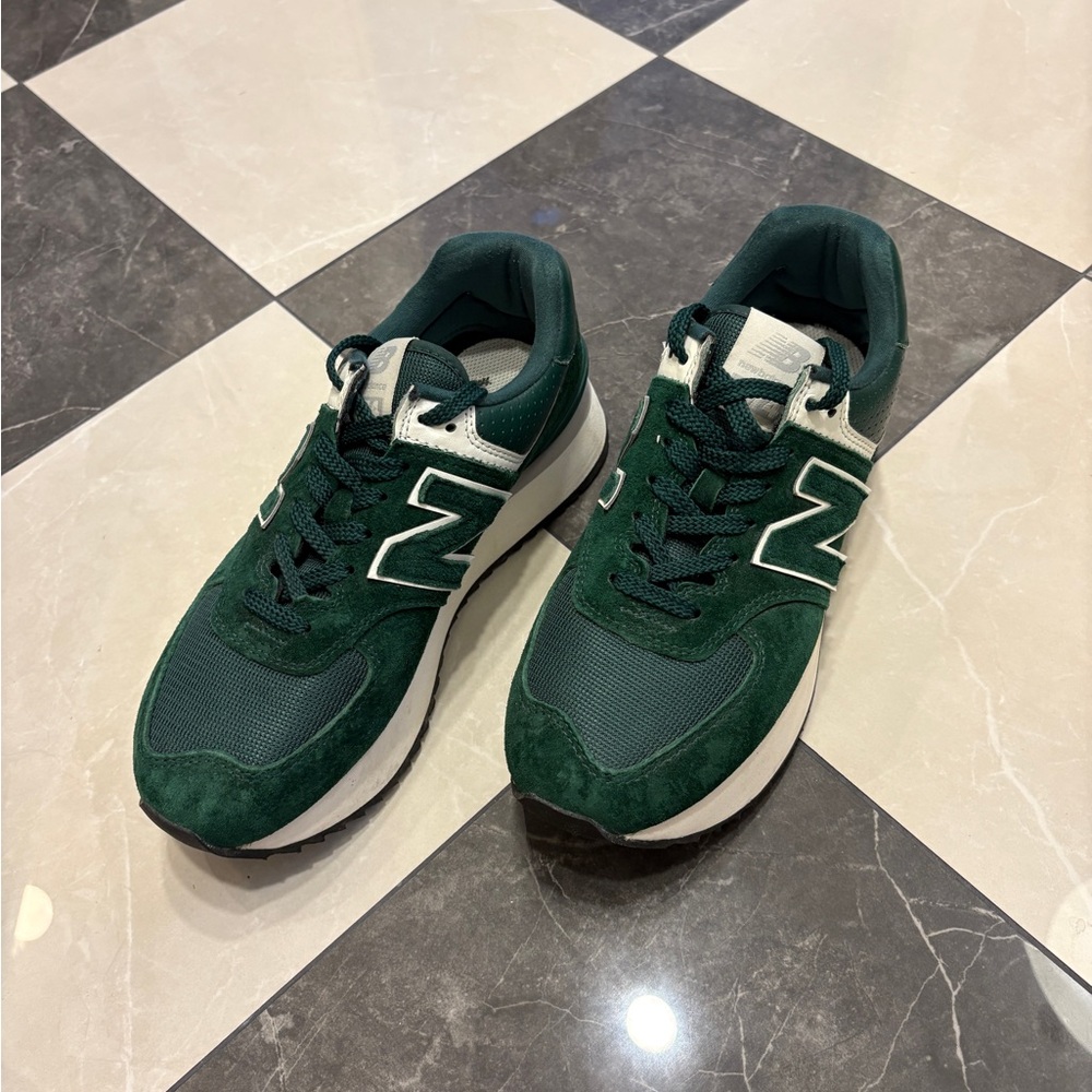 New Balance Forest Green and White Sneakers